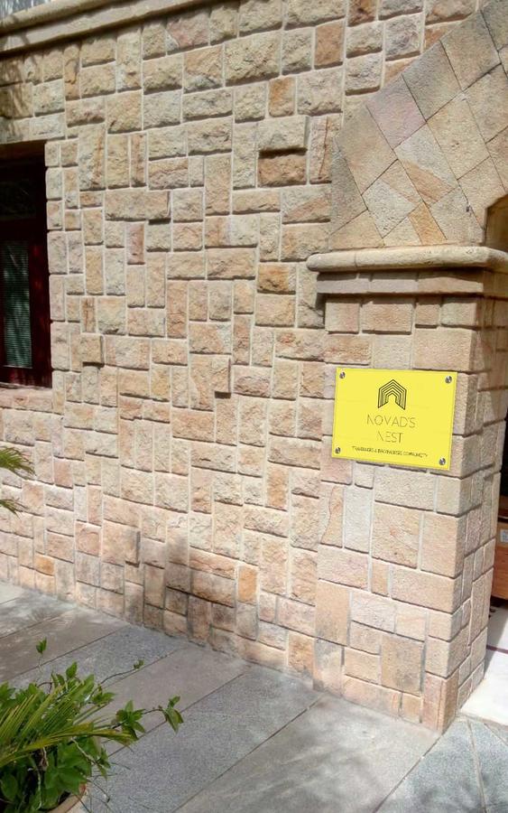 A Pousada Nomads Nest Hyderabad Exterior foto