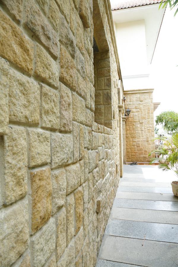 A Pousada Nomads Nest Hyderabad Exterior foto