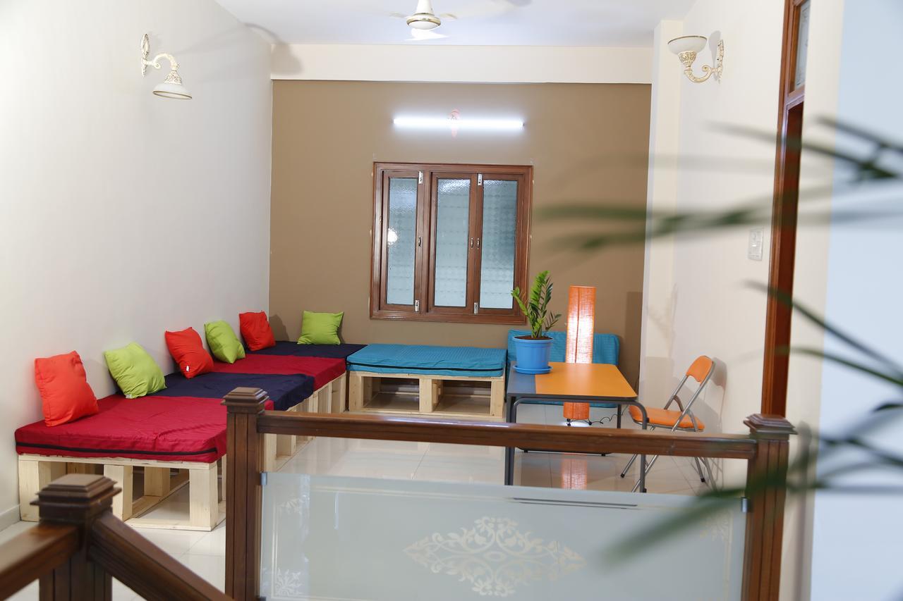 A Pousada Nomads Nest Hyderabad Exterior foto