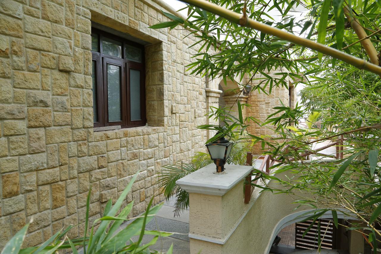 A Pousada Nomads Nest Hyderabad Exterior foto