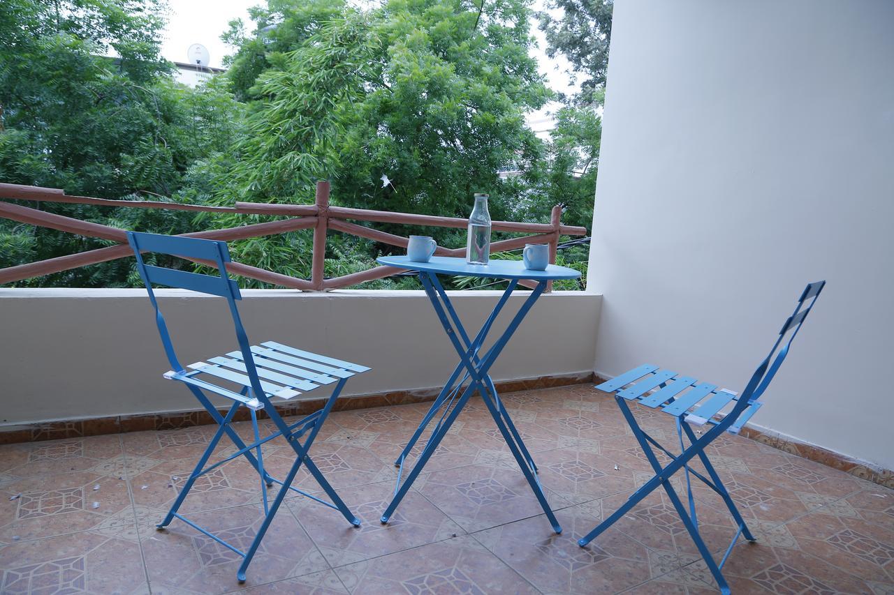 A Pousada Nomads Nest Hyderabad Exterior foto