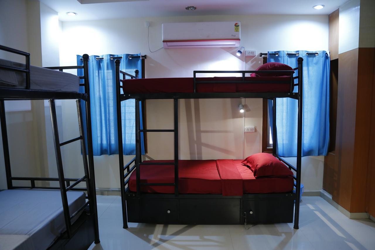 A Pousada Nomads Nest Hyderabad Exterior foto